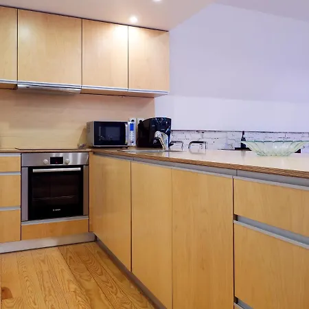 Apartamentos Premium Familiares - Loft Guesthouse Bemyguest Viseu Buitenkant foto